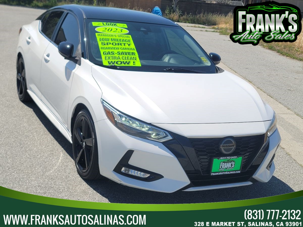 2023 Nissan Sentra SR CVT's photo