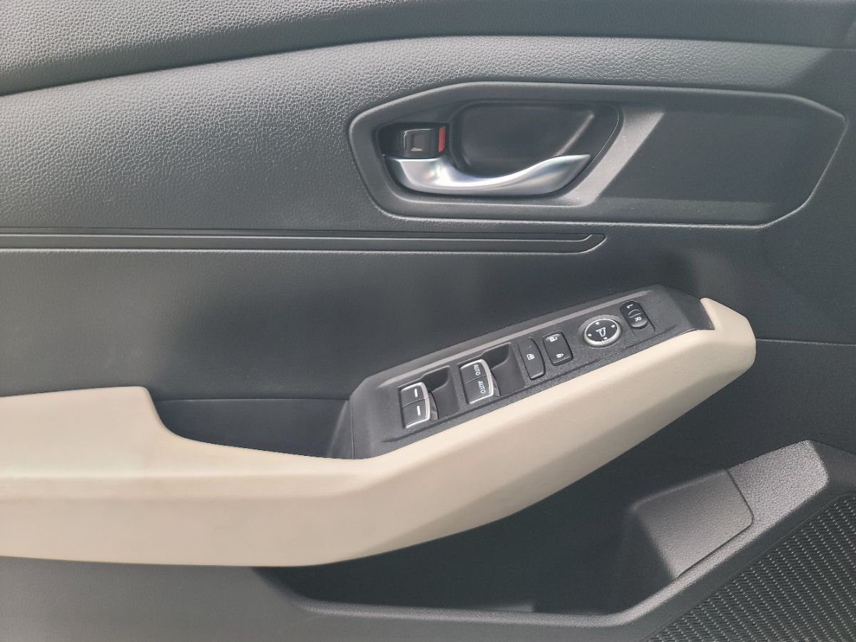2023 Honda Accord LX - Photo 9