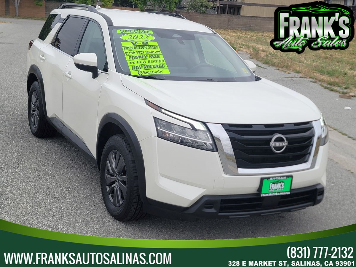 2022 Nissan Pathfinder SV 2WD's photo