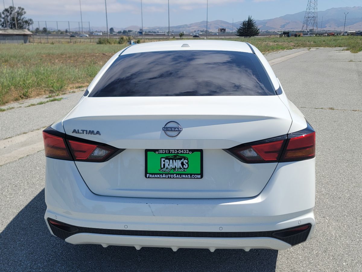 2025 Nissan Altima SV - Photo 5