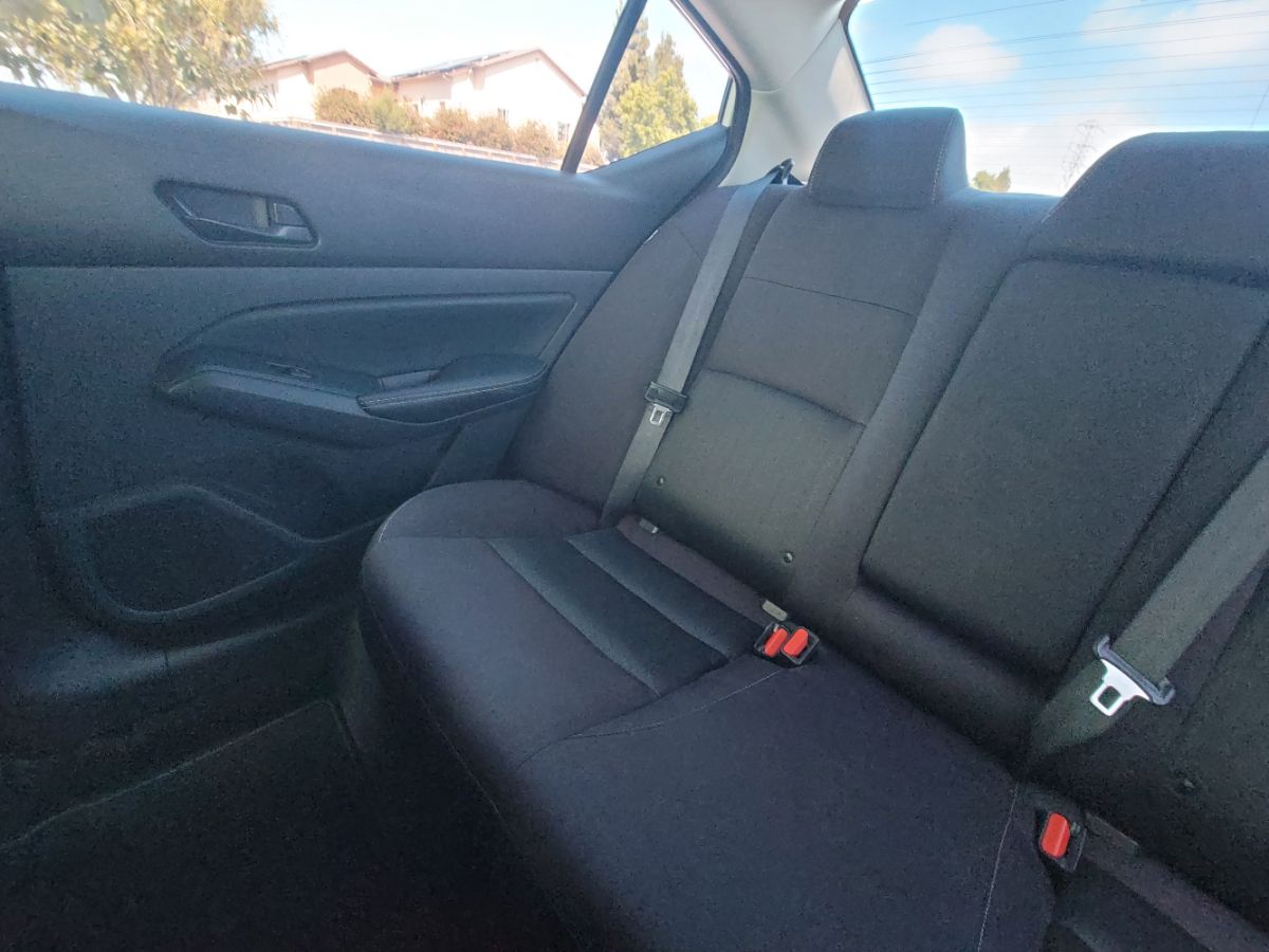 2025 Nissan Altima SV - Photo 15