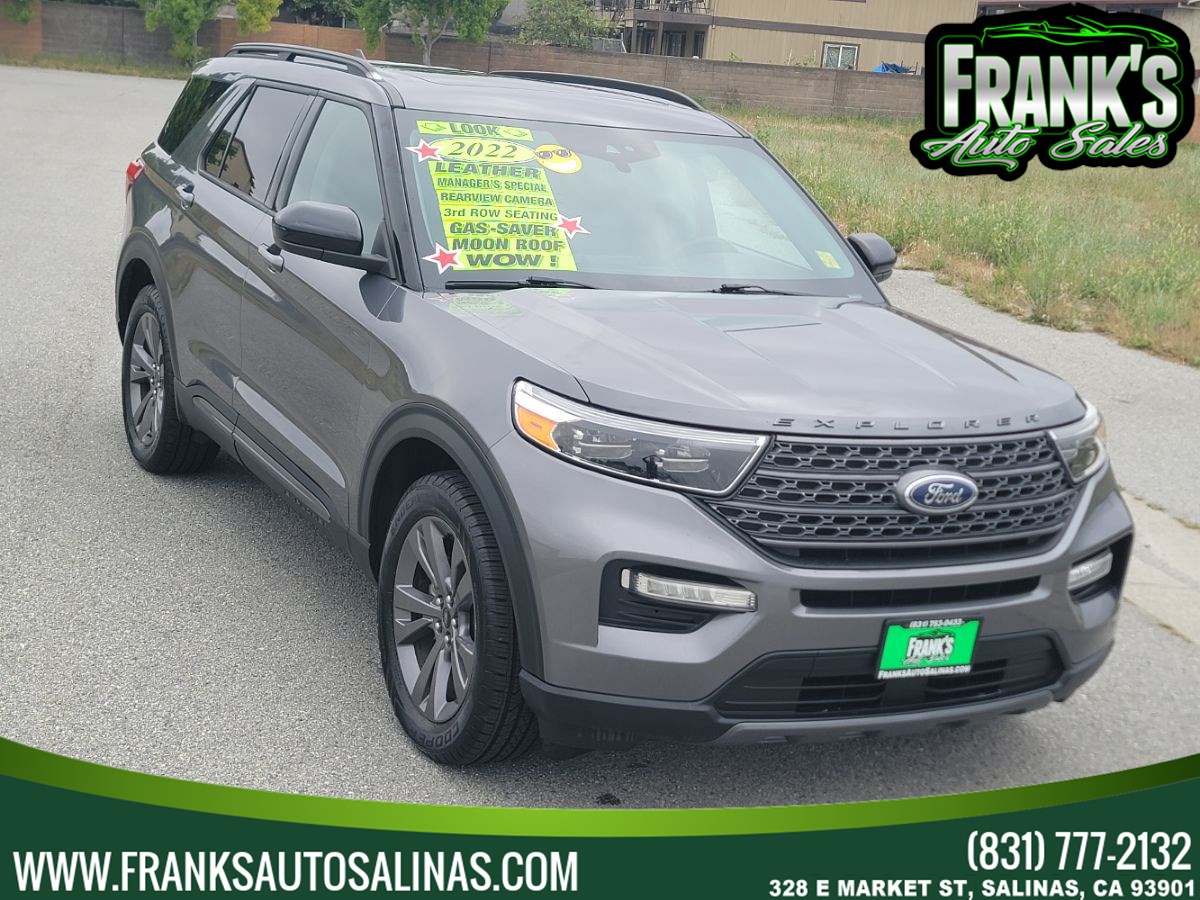 2022 Ford Explorer XLT 4WD's photo