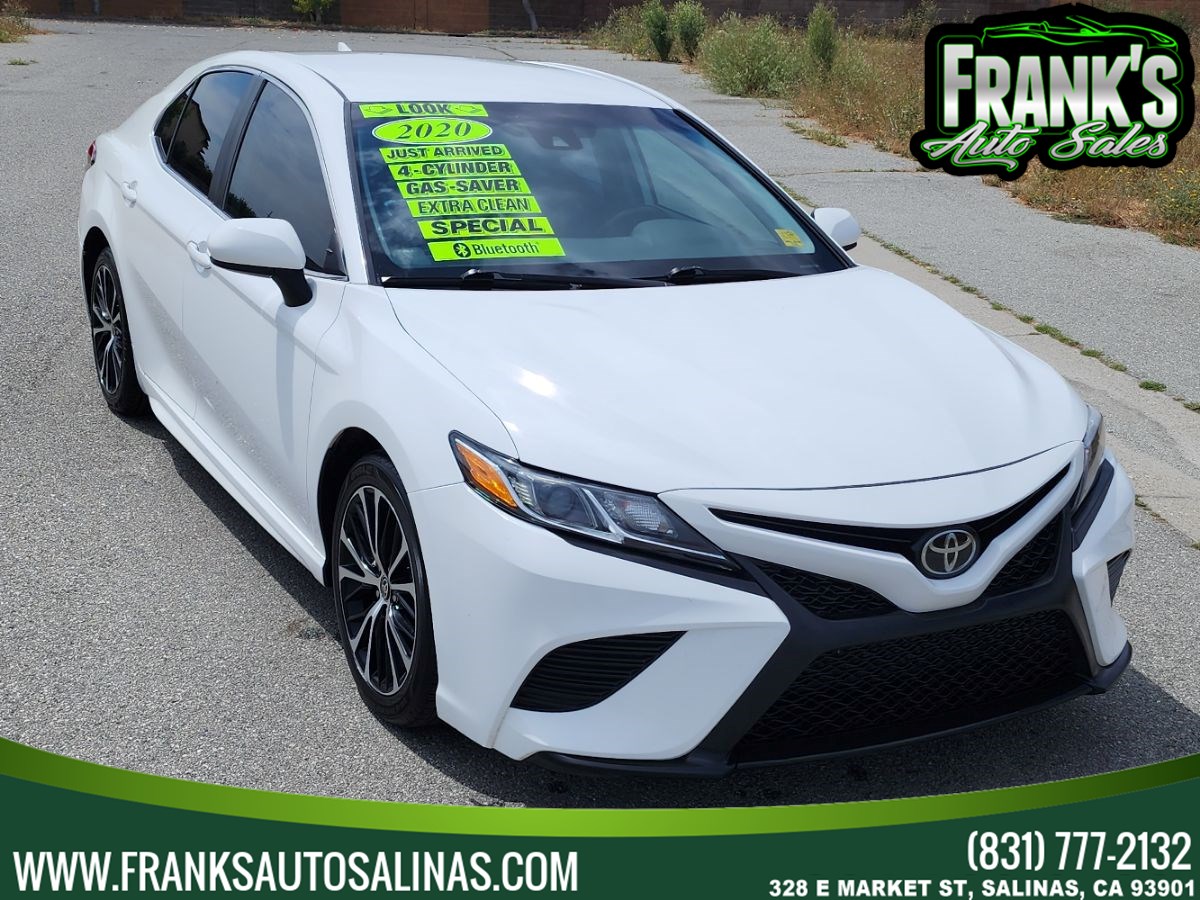 2020 Toyota Camry SE
