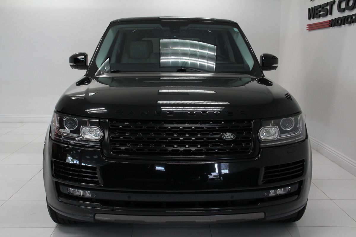 2014 Land Rover Range Rover HSE SuperCharged photo 2