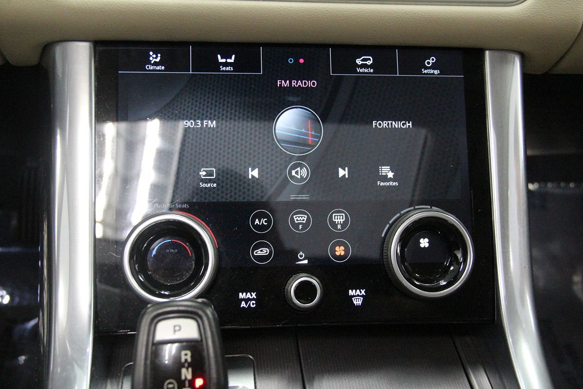 2018 Land Rover Range Rover Sport HSE photo 45