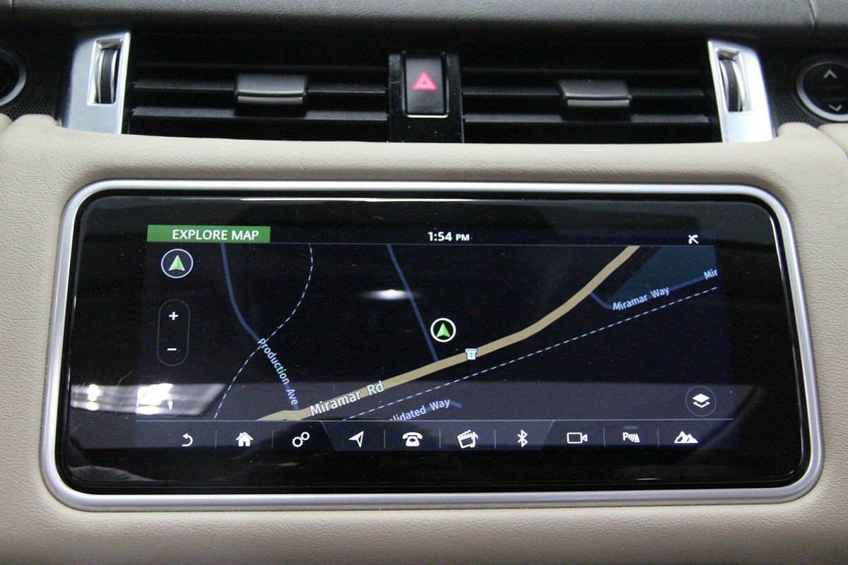 2018 Land Rover Range Rover Sport HSE photo 46