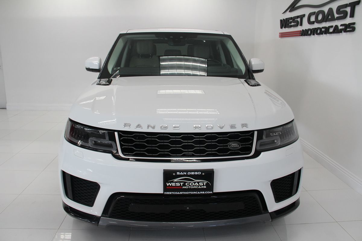 2018 Land Rover Range Rover Sport HSE photo 3