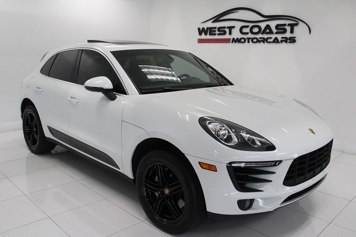 2015 Porsche Macan S **PREMIUM PACKAGE PLUS SPORT CHRONO PACKAGE **1 OWNER *FULLY LOADED