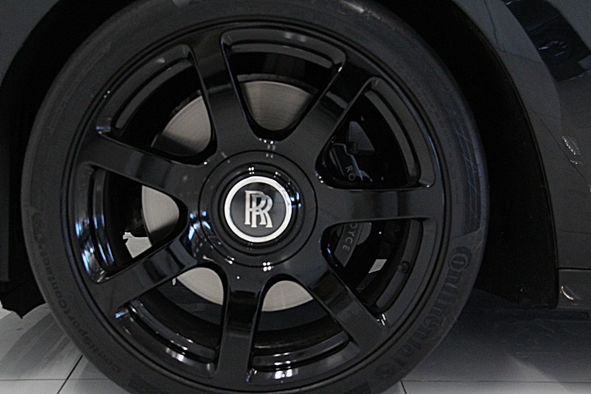 2013 Rolls Royce Ghost Black Badge photo 12