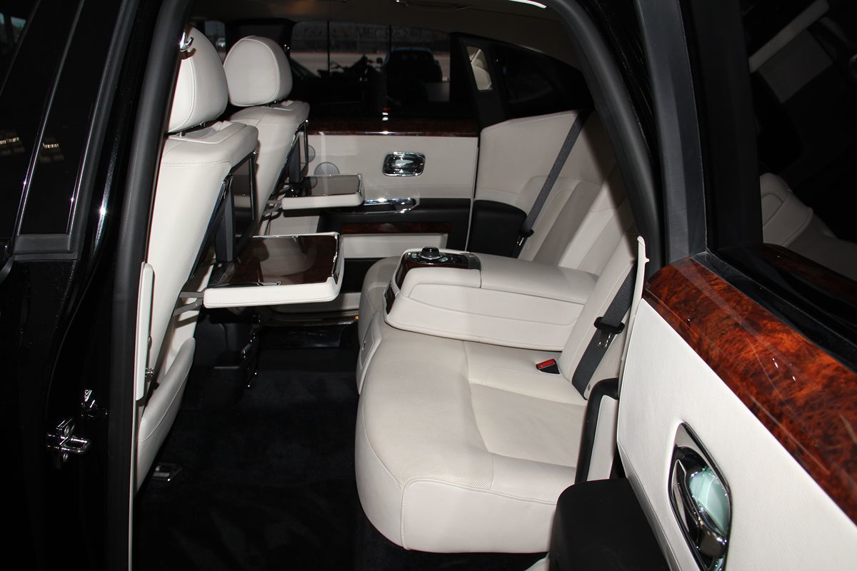 2013 Rolls Royce Ghost Black Badge photo 21