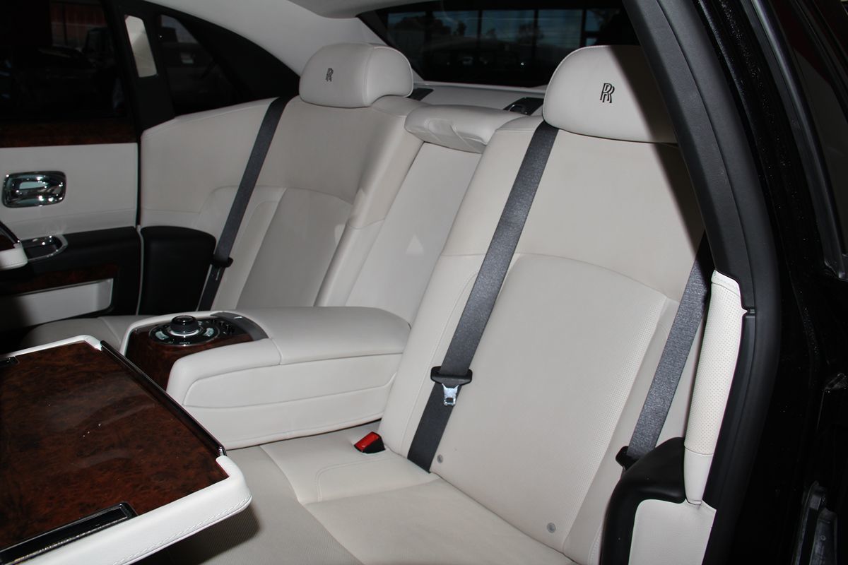 2013 Rolls Royce Ghost Black Badge photo 22