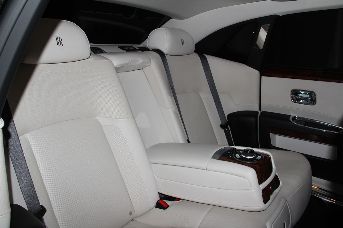 2013 Rolls Royce Ghost Black Badge photo 26