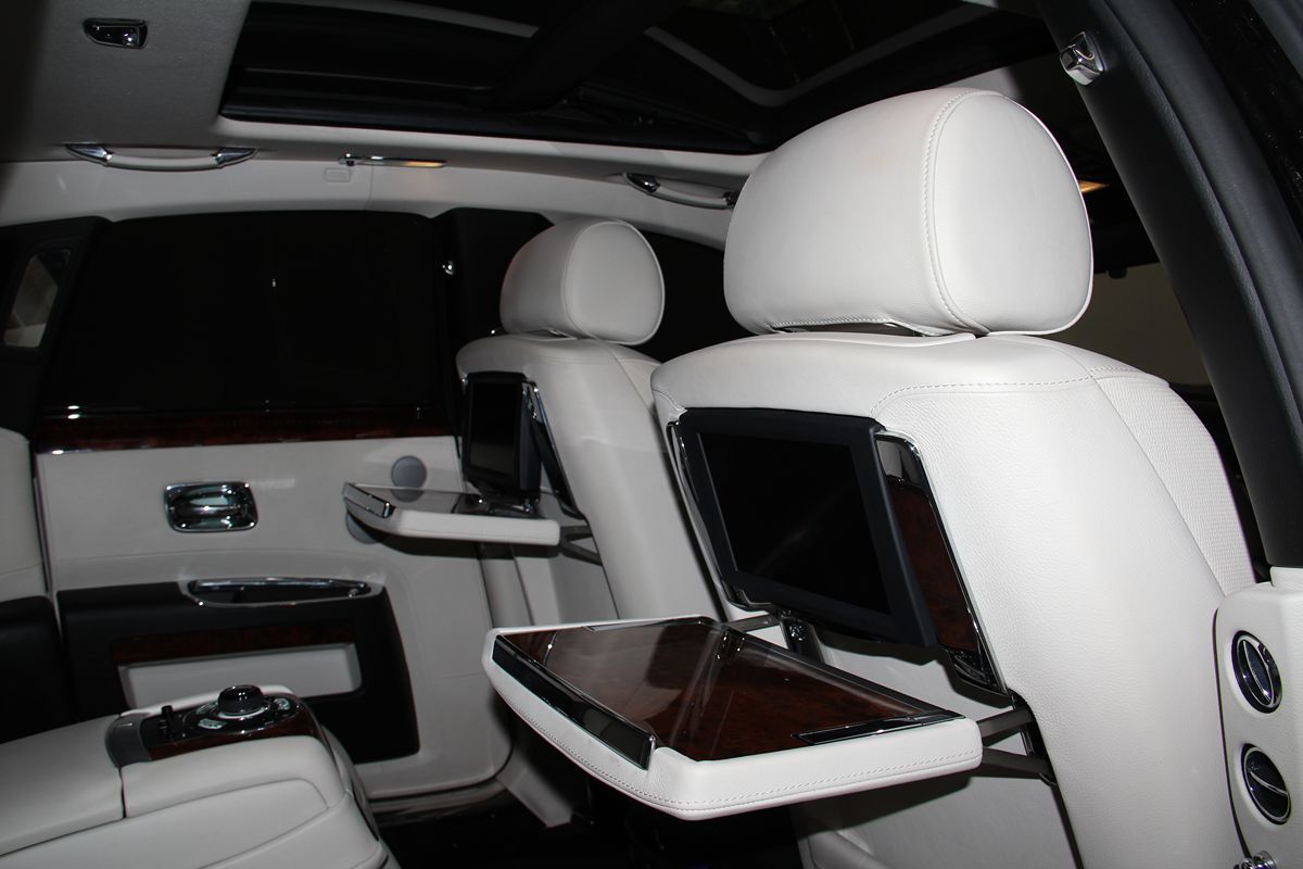 2013 Rolls Royce Ghost Black Badge photo 29