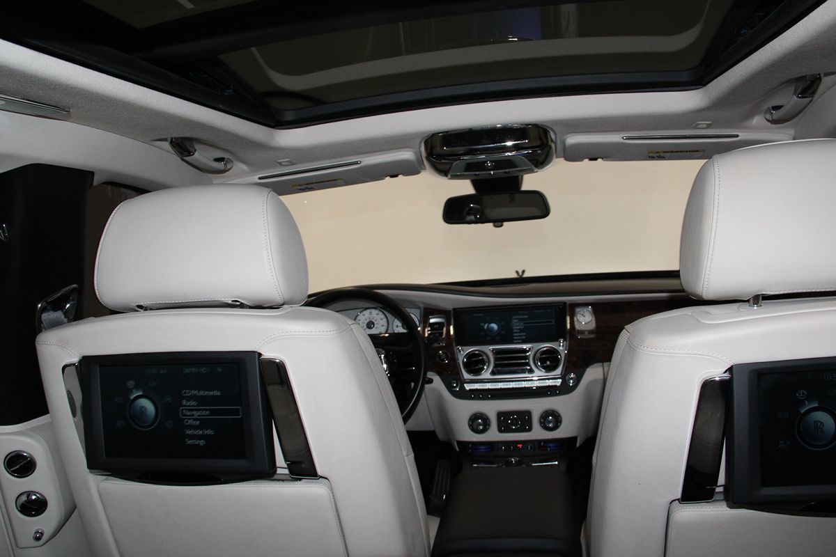 2013 Rolls Royce Ghost Black Badge photo 33