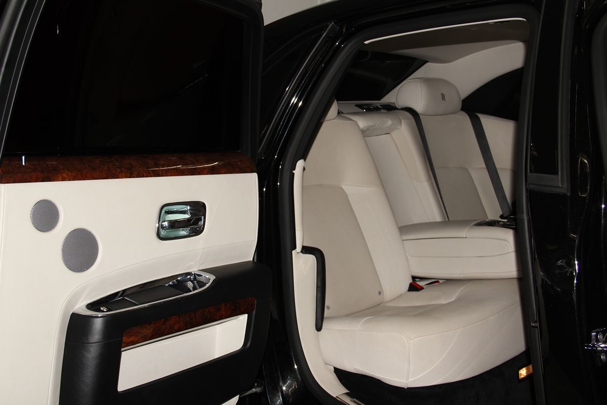 2013 Rolls Royce Ghost Black Badge photo 42
