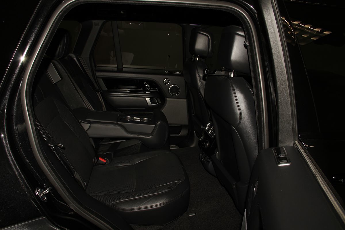 2020 Land Rover Range Rover P525 HSE SuperCharged photo 29