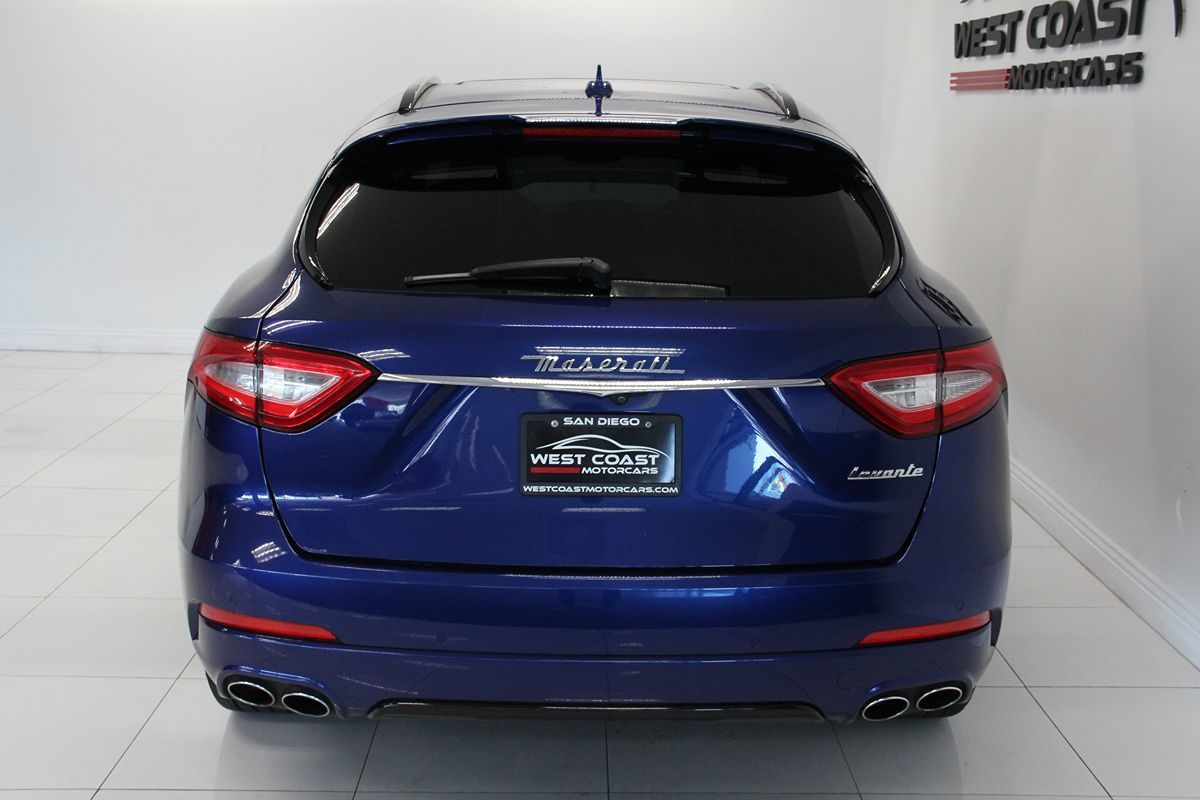2017 Maserati Levante photo 8
