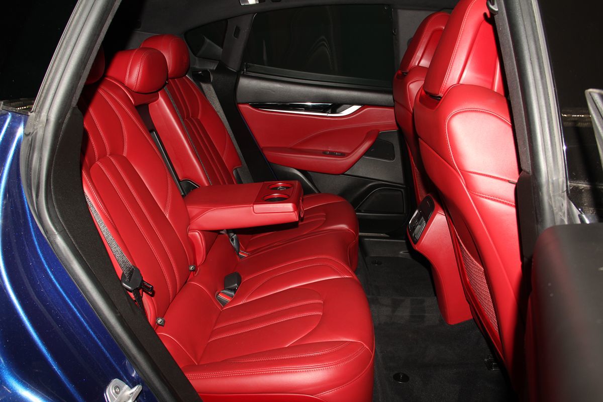 2017 Maserati Levante photo 26
