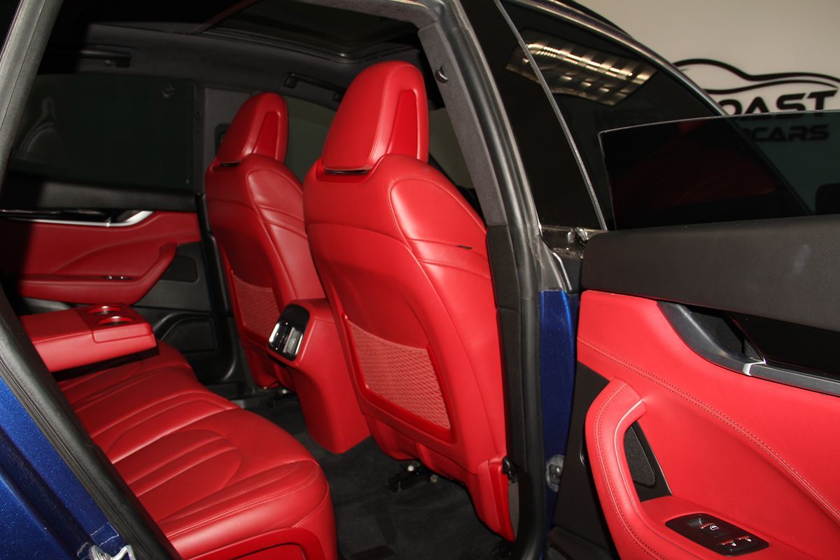 2017 Maserati Levante photo 27
