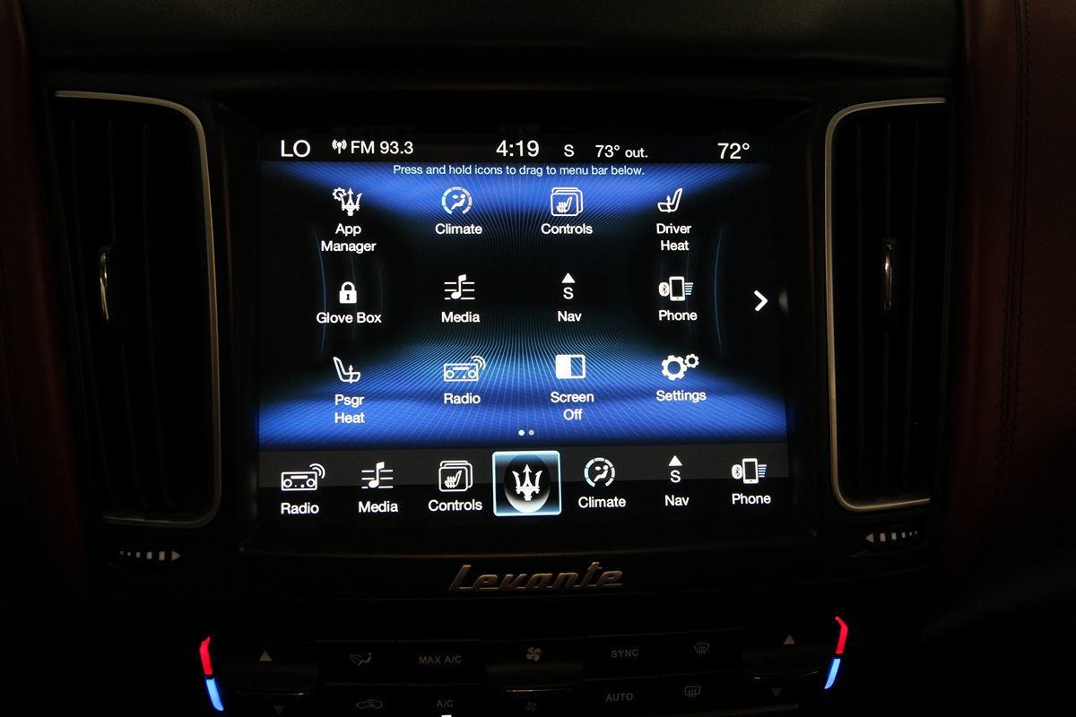 2017 Maserati Levante photo 42