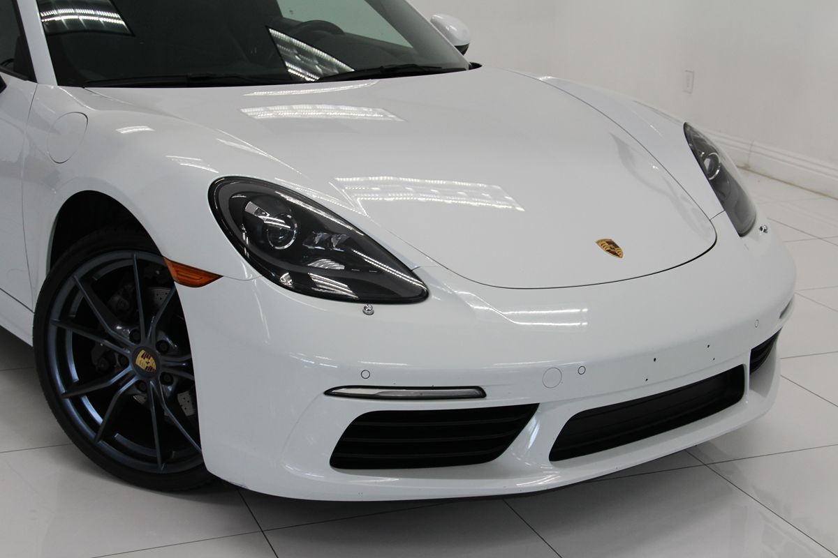 2017 Porsche Boxster photo 20