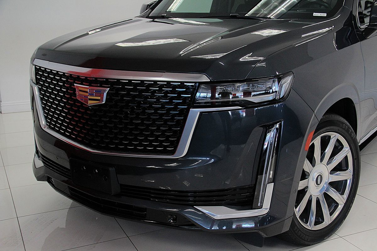 2022 Cadillac Escalade ESV Premium Luxury photo 7