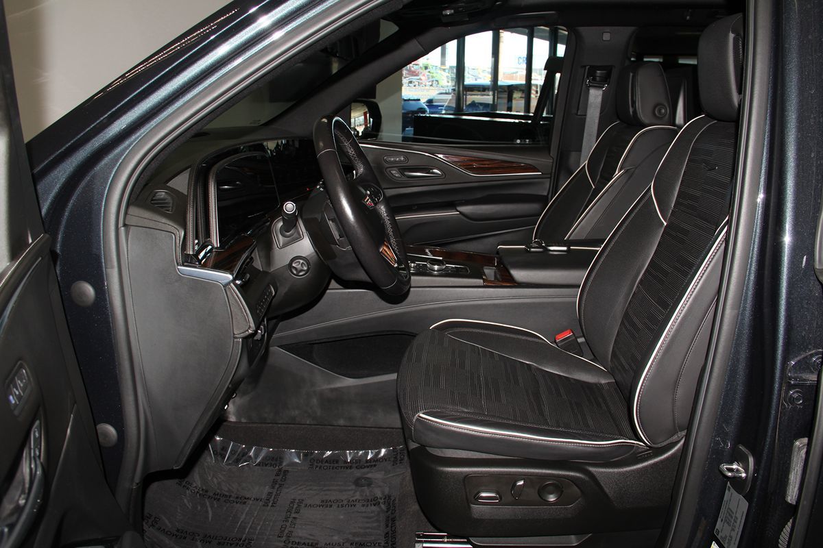 2022 Cadillac Escalade ESV Premium Luxury photo 14
