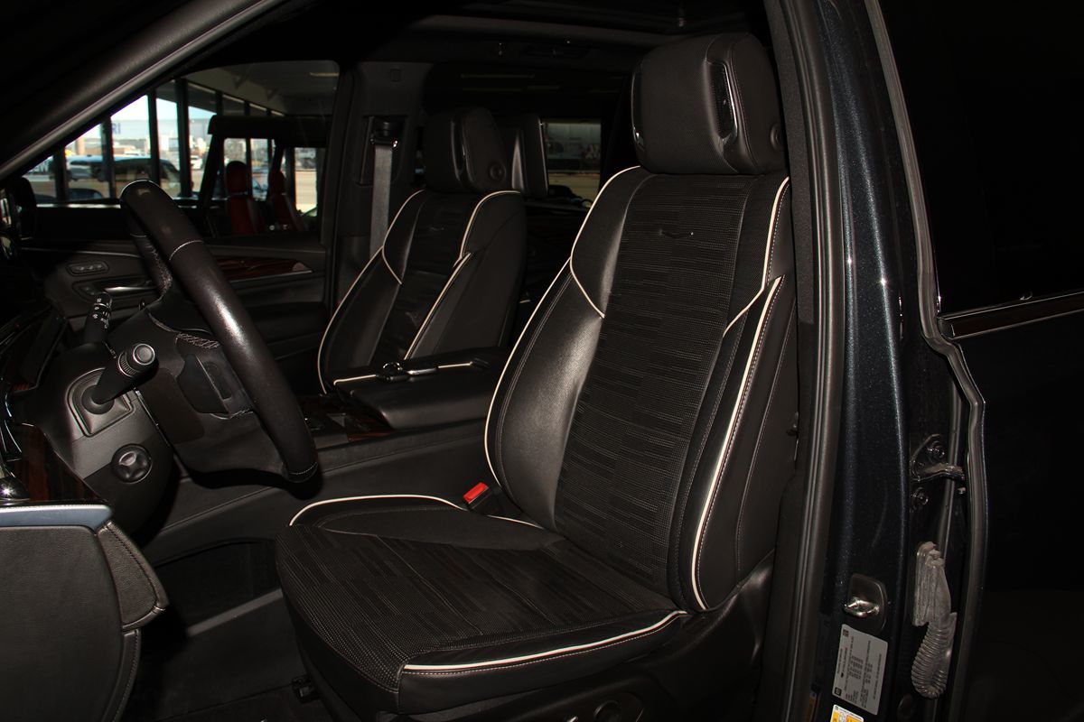 2022 Cadillac Escalade ESV Premium Luxury photo 17