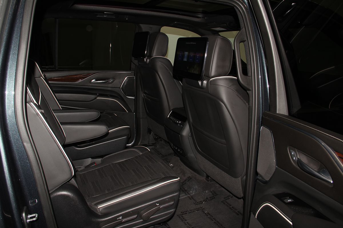 2022 Cadillac Escalade ESV Premium Luxury photo 27