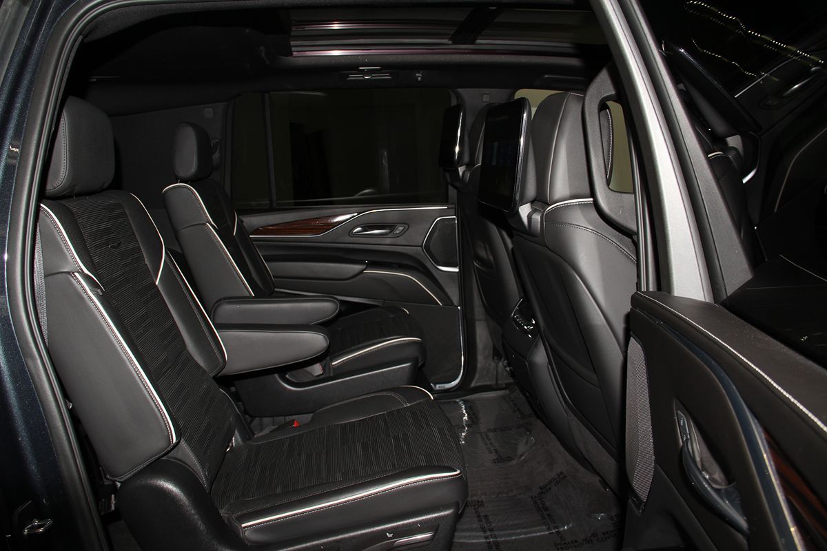2022 Cadillac Escalade ESV Premium Luxury photo 29