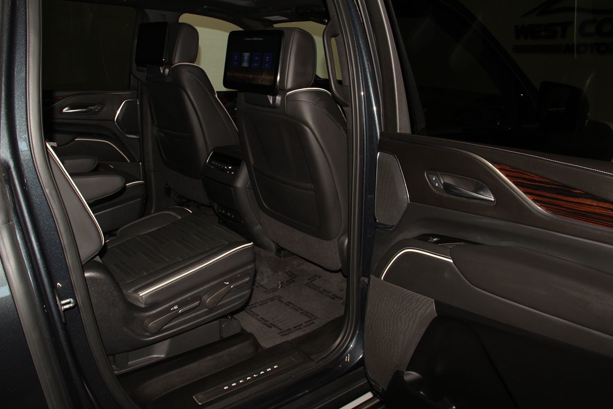 2022 Cadillac Escalade ESV Premium Luxury photo 30