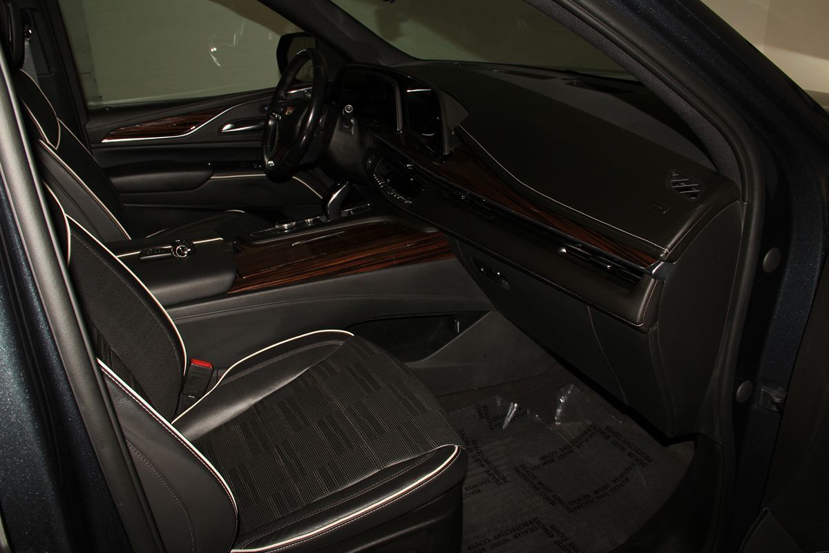 2022 Cadillac Escalade ESV Premium Luxury photo 37