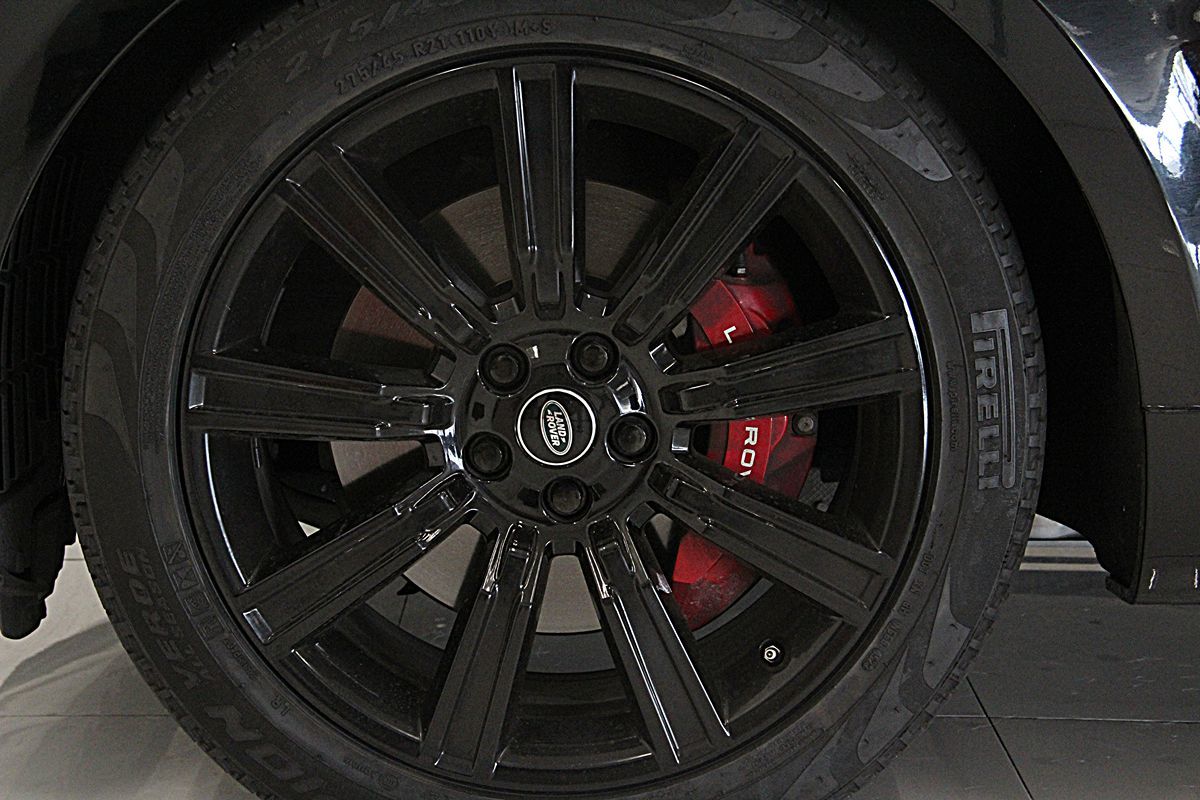 Land Rover Range Rover Sport photo 13