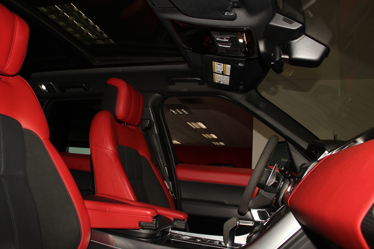 Land Rover Range Rover Sport photo 31