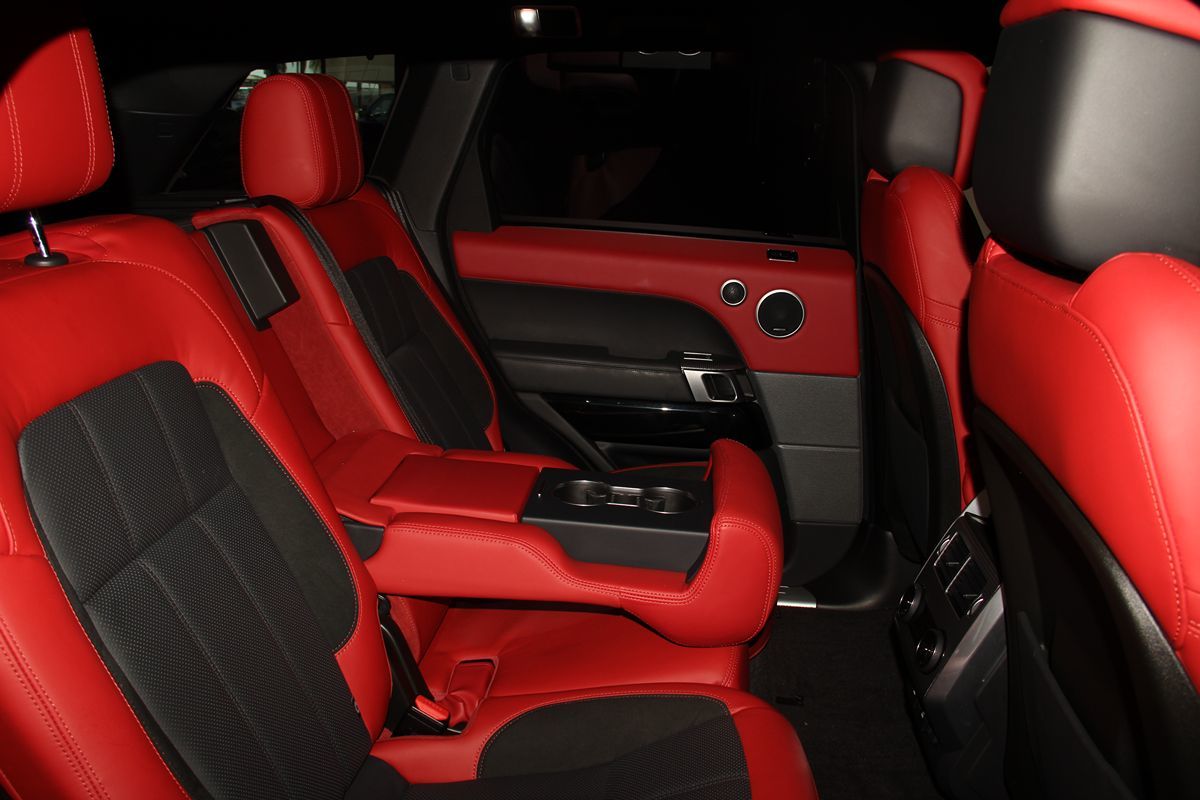 Land Rover Range Rover Sport photo 39
