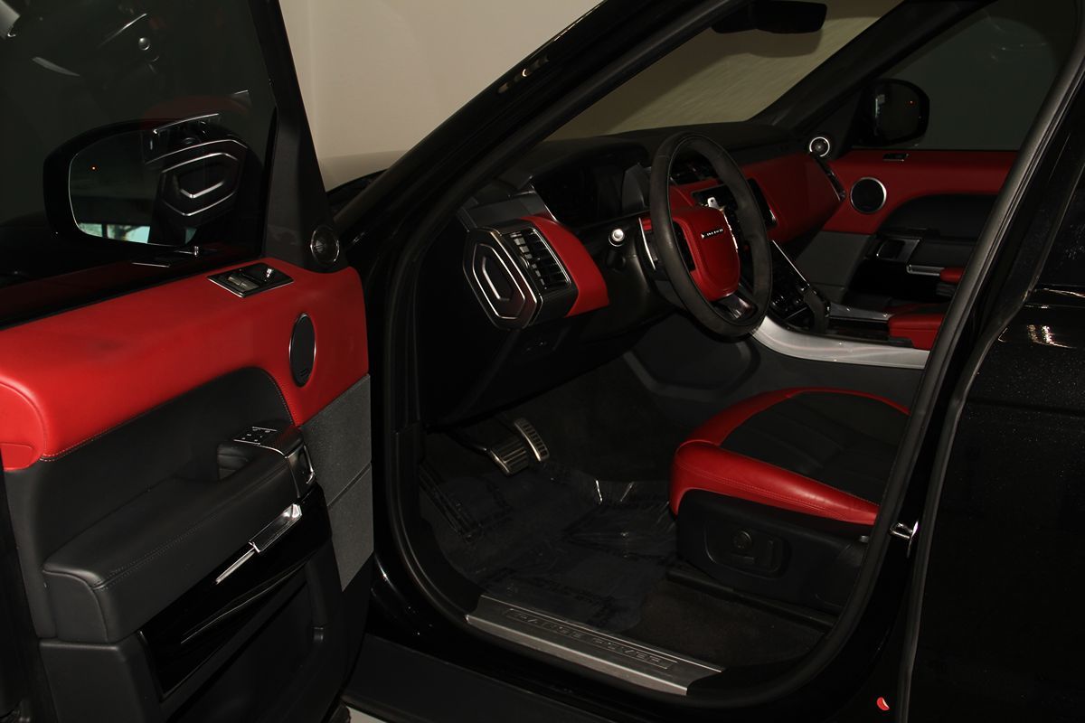 Land Rover Range Rover Sport photo 20
