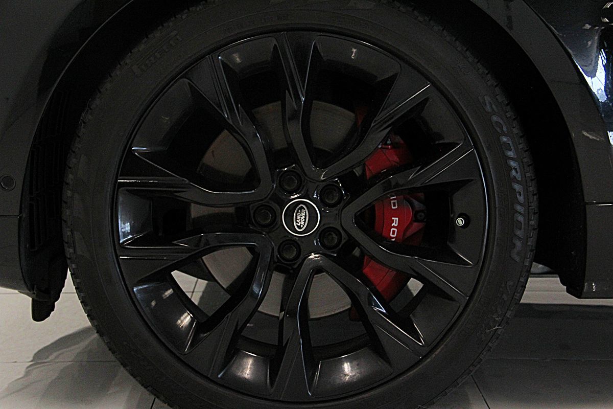 Land Rover Range Rover Sport photo 12