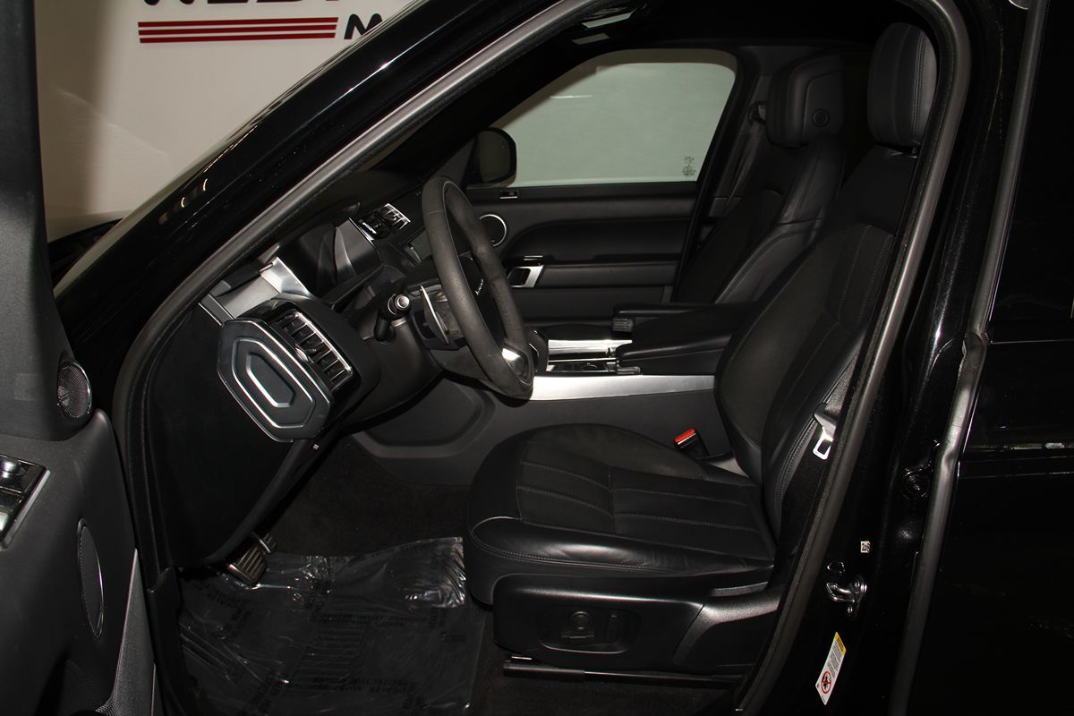 Land Rover Range Rover Sport photo 20