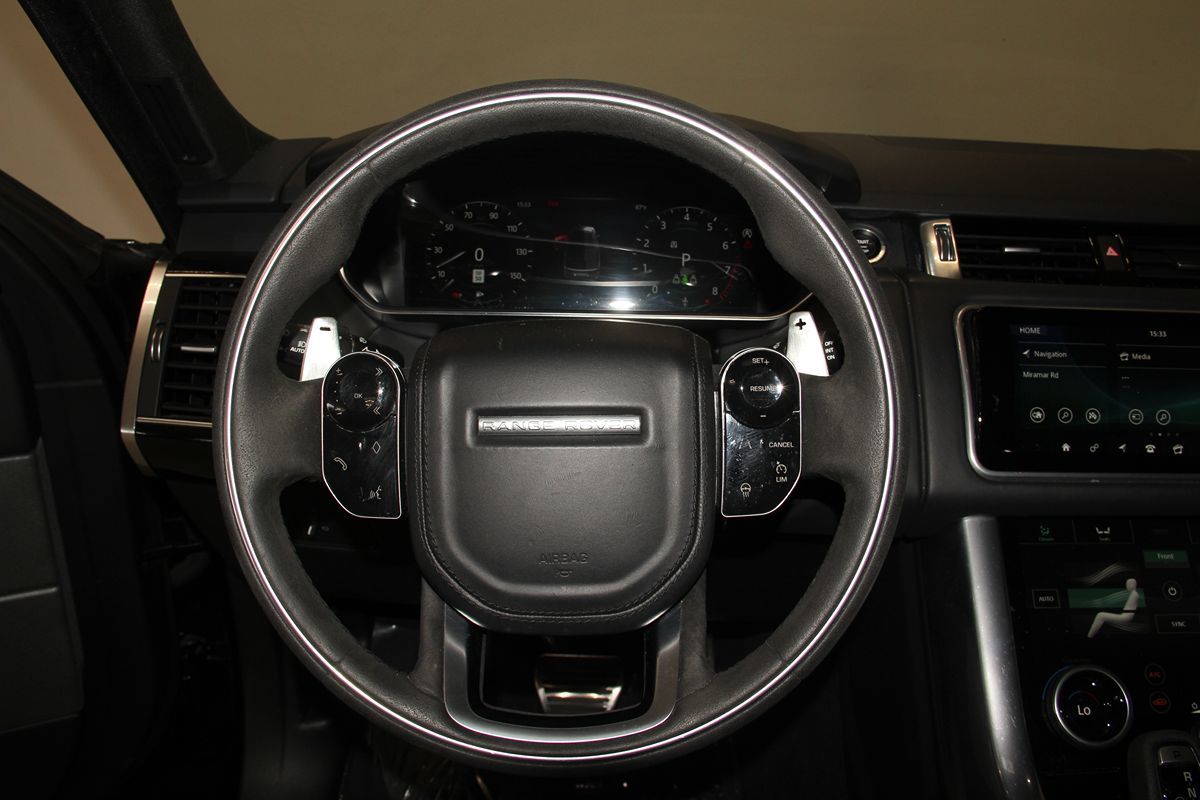 Land Rover Range Rover Sport photo 19