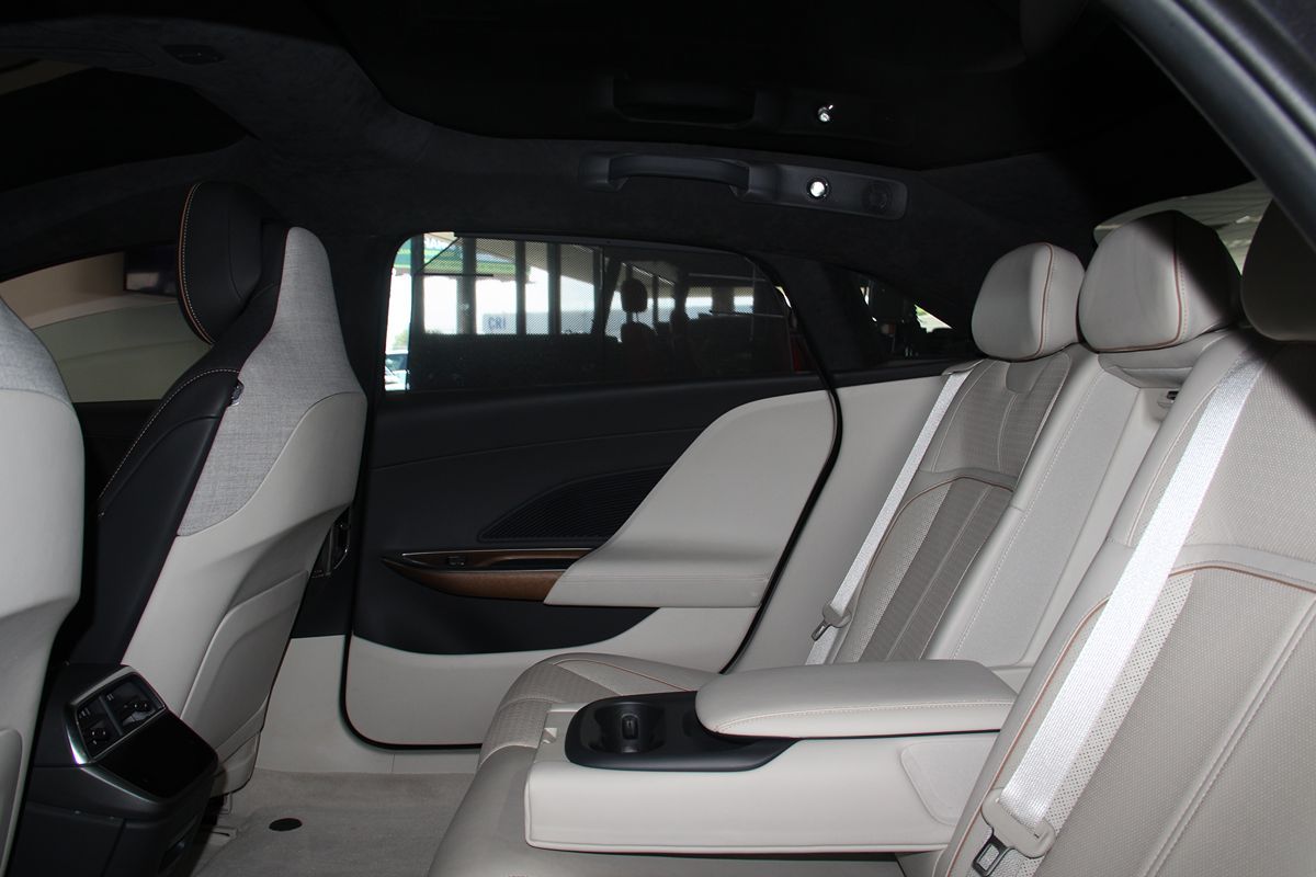 Lucid Air photo 26