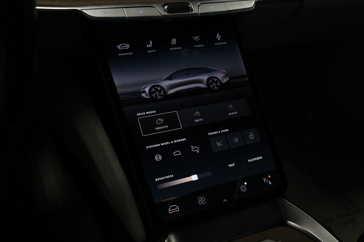 Lucid Air photo 43