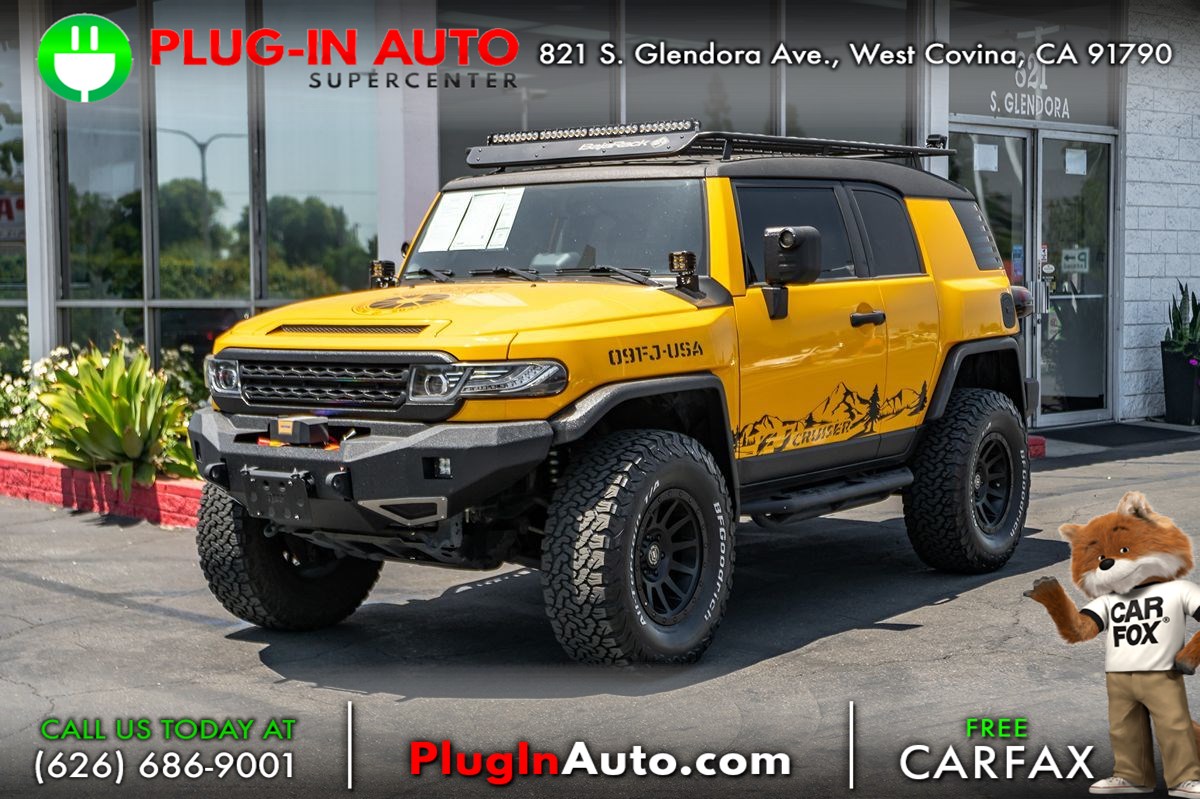 Sold 2009 Toyota FJ Cruiser in West Covina