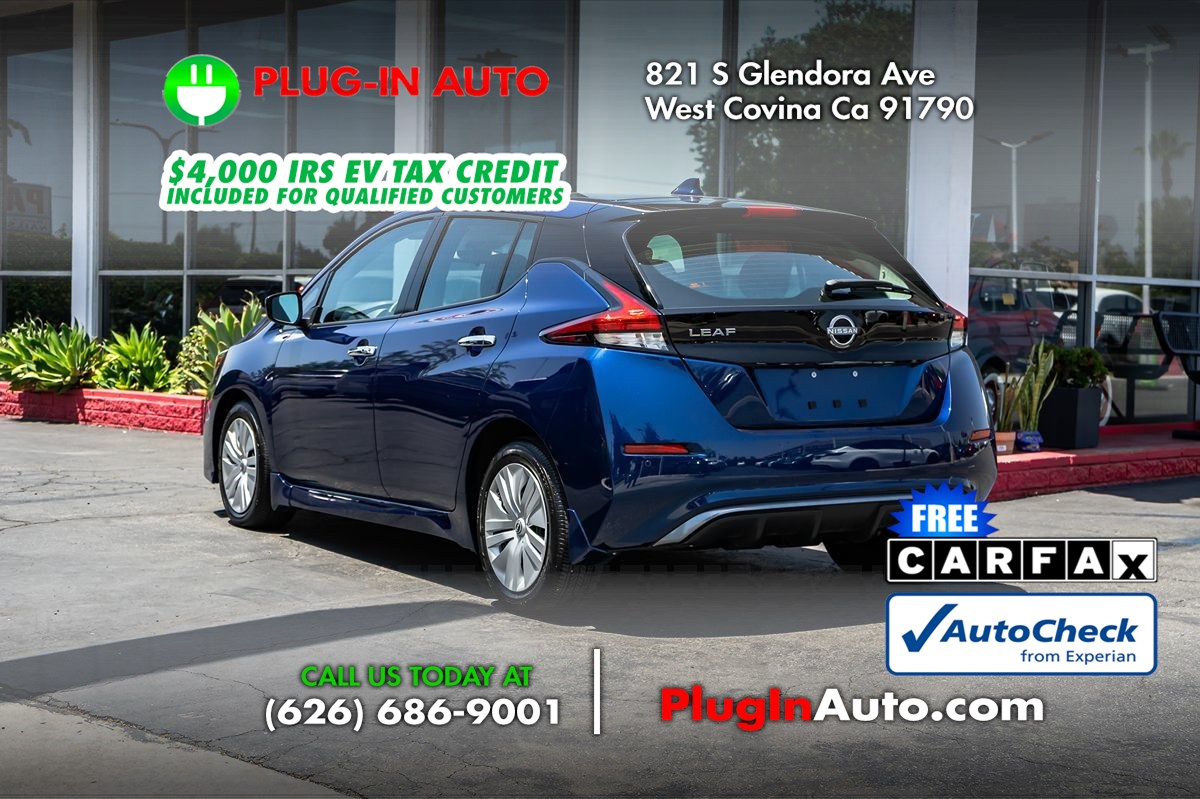 2023 Nissan Leaf S photo 3