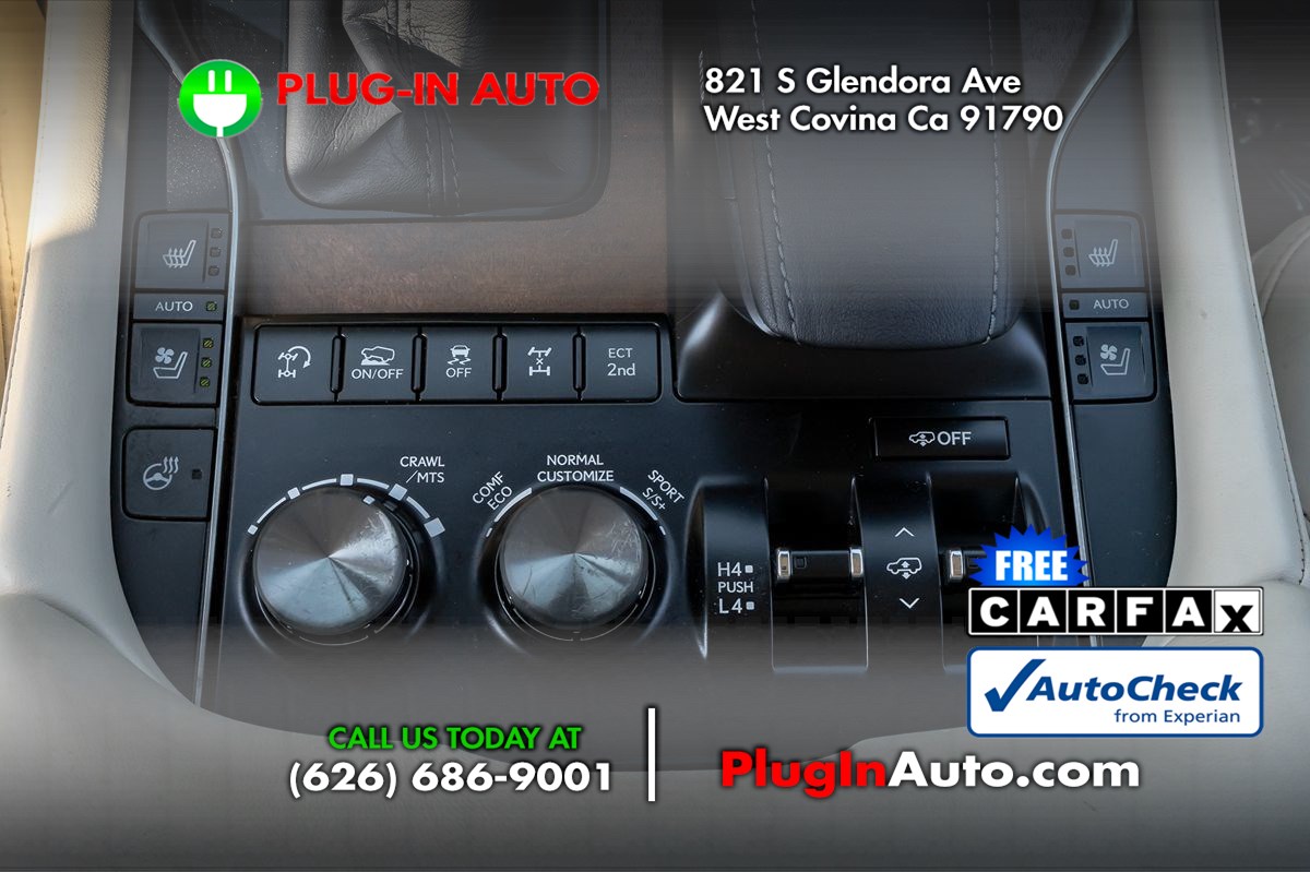 2017 Lexus LX 570 photo 18