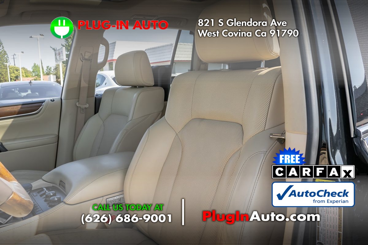 2017 Lexus LX 570 photo 9