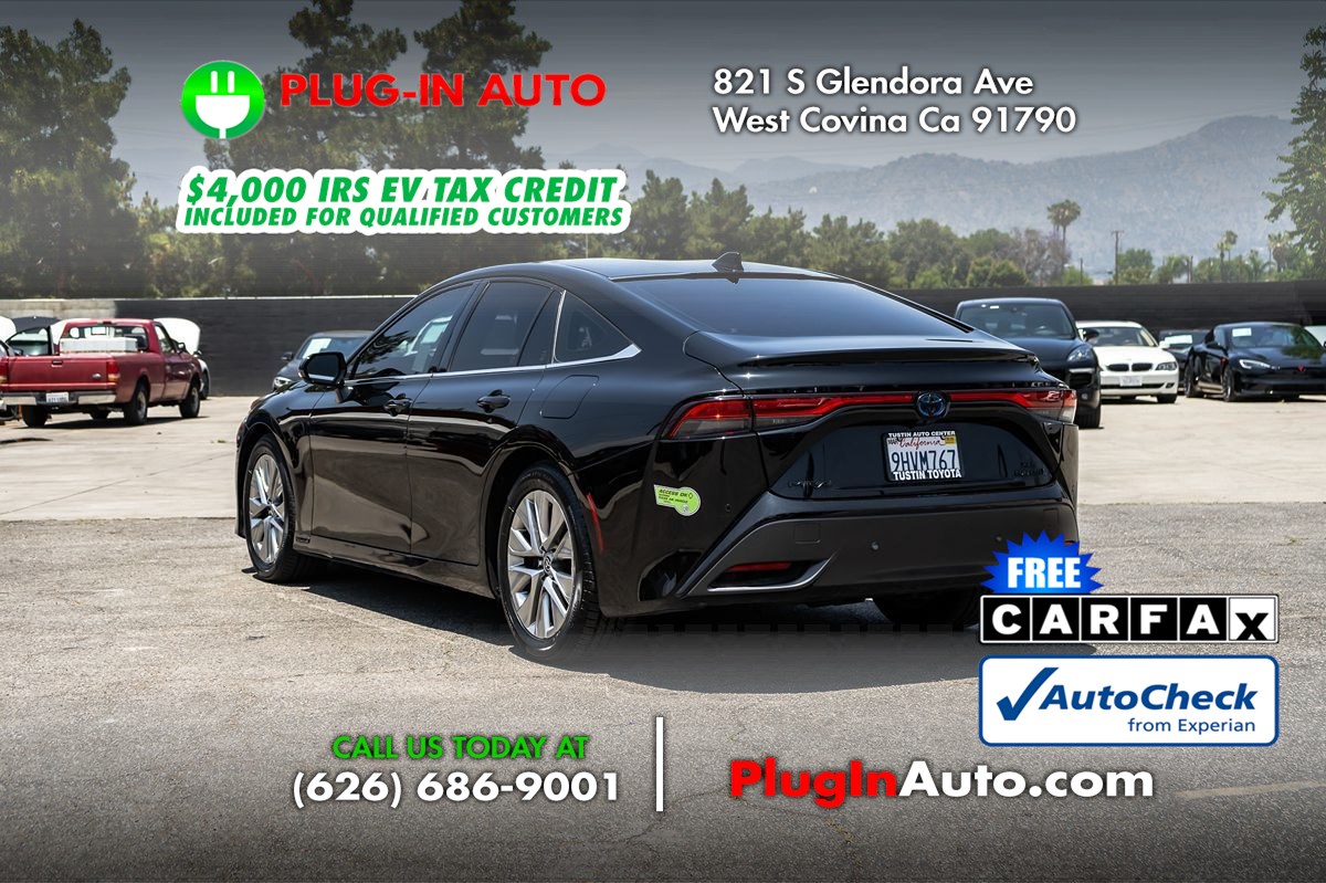 2022 Toyota Mirai XLE photo 2