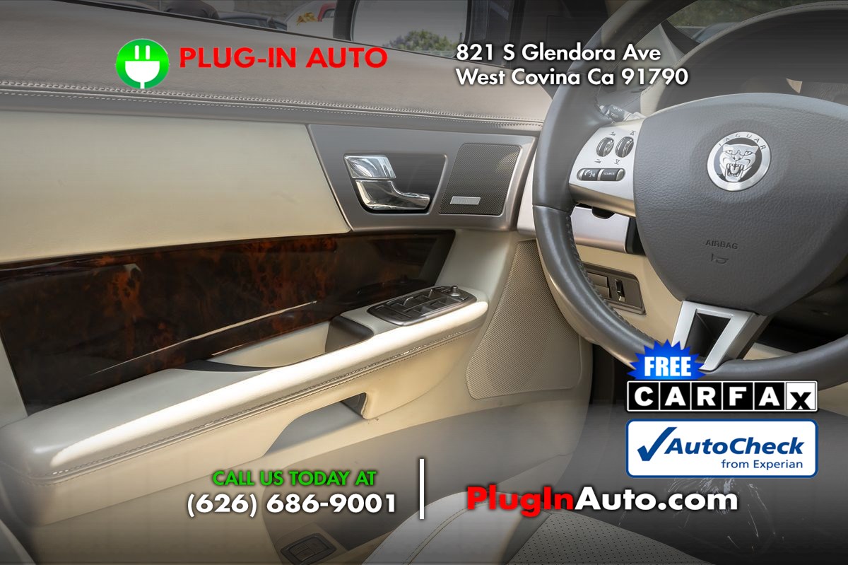 2009 Jaguar XF Supercharged photo 12