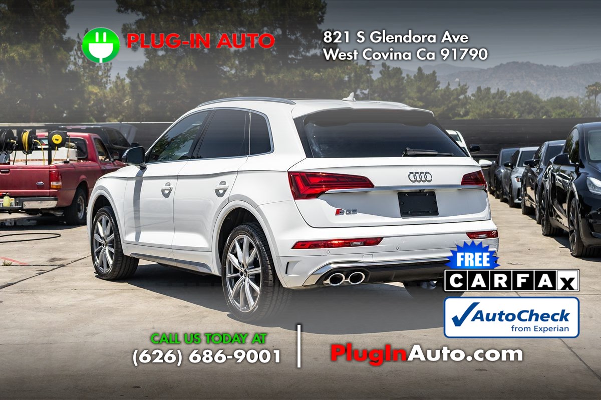 2022 Audi SQ5 Premium Plus photo 2