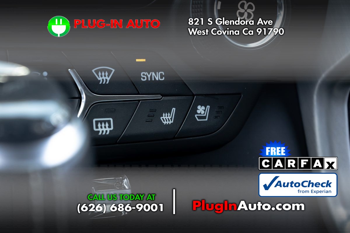 2017 Chevrolet Corvette 2LT - Photo 19