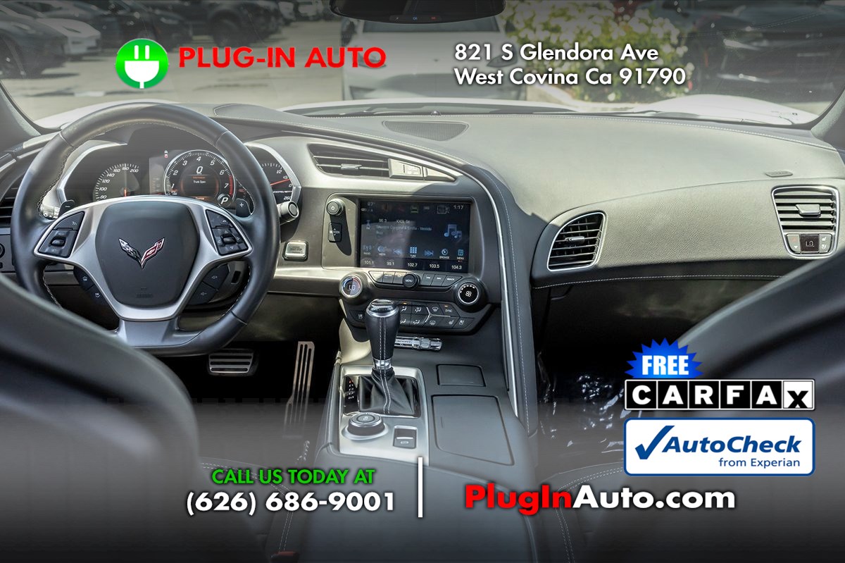2017 Chevrolet Corvette 2LT - Photo 13